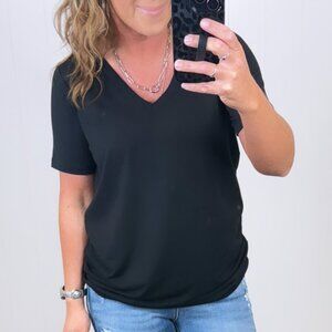 Black Basic Vneck Tee Plus Size Zenana NWT New Boutique Basic Tee Black Vneck
